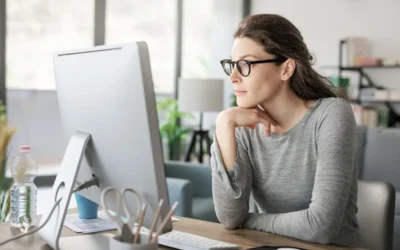 What is Presbyopia? Why Your Vision Changes After 40